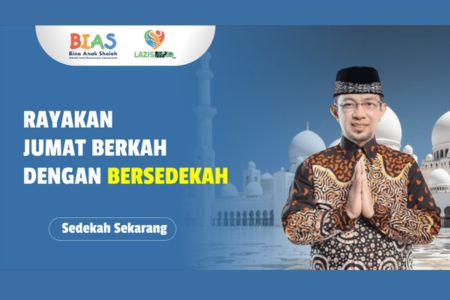 Berbagi dan bersedekah ke yang membutuhkan di hari Jumat berkah